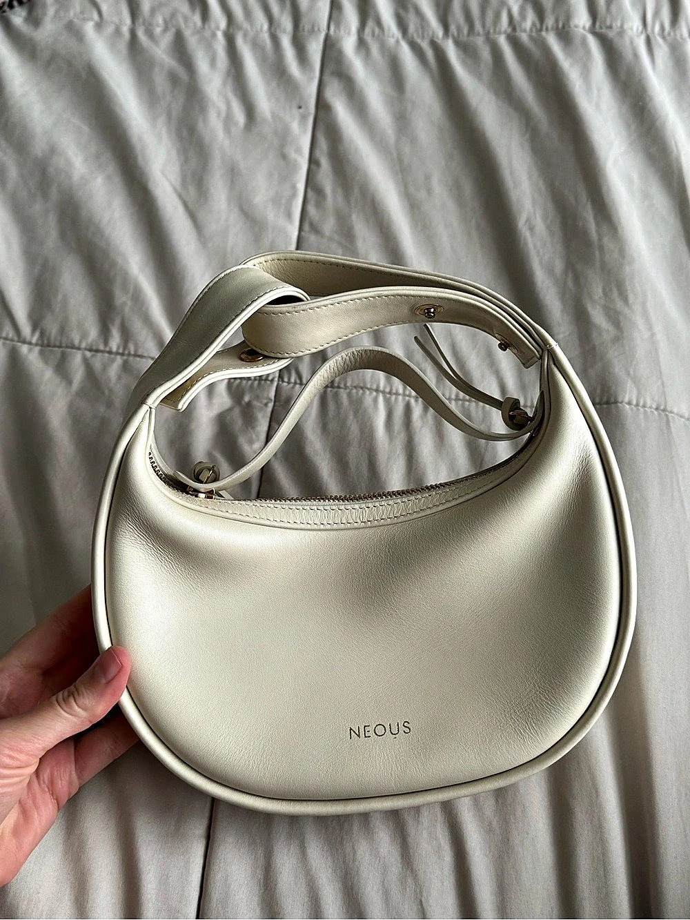 NEOUS Orion Shoulder Bag in White